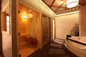 Sauna, bain à remous, hammam, massages des tissus profonds