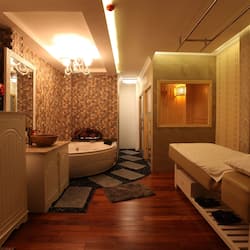 Sauna, hot tub, steam room, deep-tissue massages, facials, reflexology