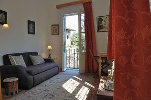 Suite | Living area - Villa Tulipan (Antalya)