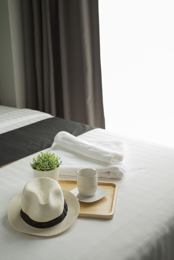 Hansa | In-room safe, blackout drapes, soundproofing, free WiFi - Heyha Hotel (Bangkok)