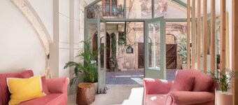 Viaggio Elegant Rooms