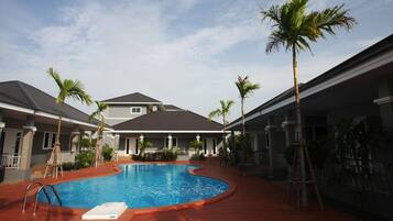 Villa with Pool View | Terrace/patio