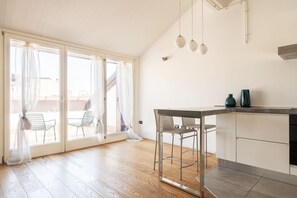 Appartement, 2 chambres, 2 salles de bains | Cuisine privée
