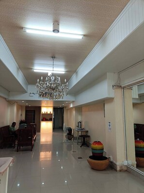 디지털 채널 시청이 가능한 32인치 스마트 TV