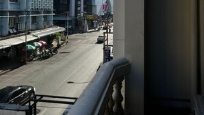 รูปภาพที่ไม่ได้จัดประเภท, 2 จาก 30, ปุ่ม