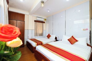 1 غرفة نوم وأغطية فراش متميزة وميني بار ومكتب