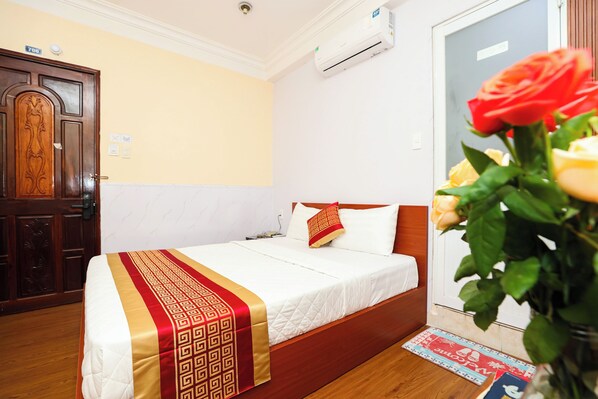Superior Double Room | 1 bedroom, premium bedding, minibar, desk