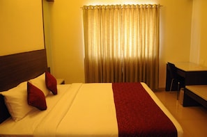 Rollaway beds, free WiFi