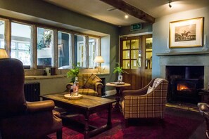 Bar (on property) - The Alma Inn (Colne)