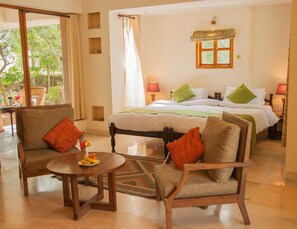 Down duvets, in-room safe, individually decorated - The Chitvan Resort (Ajmer)