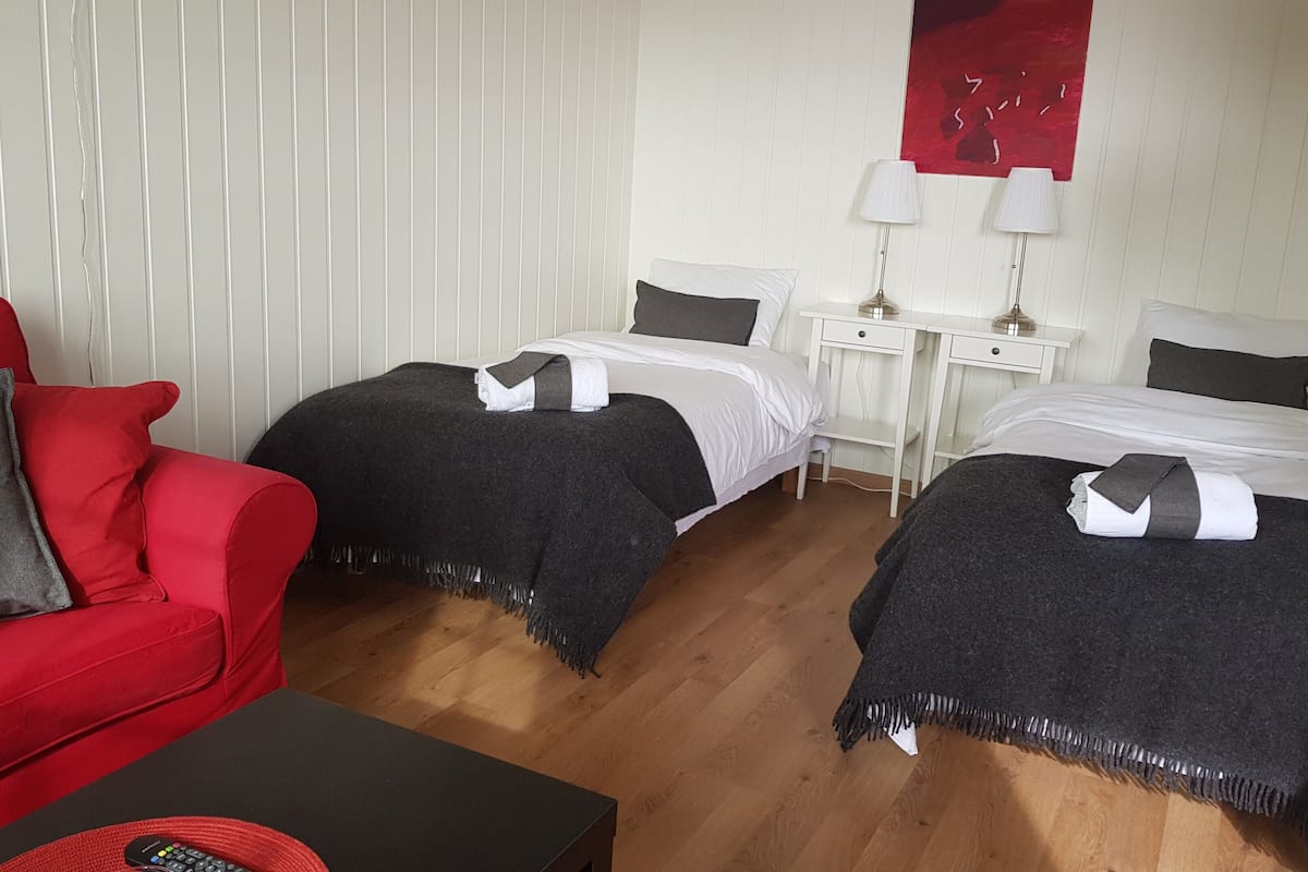 Hochwertige Bettwaren, schallisolierte Zimmer, Bügeleisen/Bügelbrett