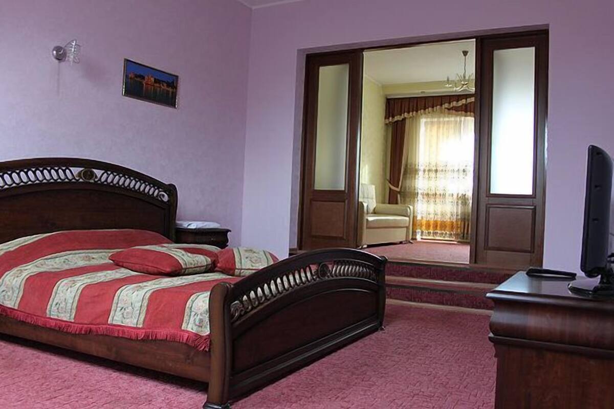 Minibar, individually furnished, desk, laptop workspace