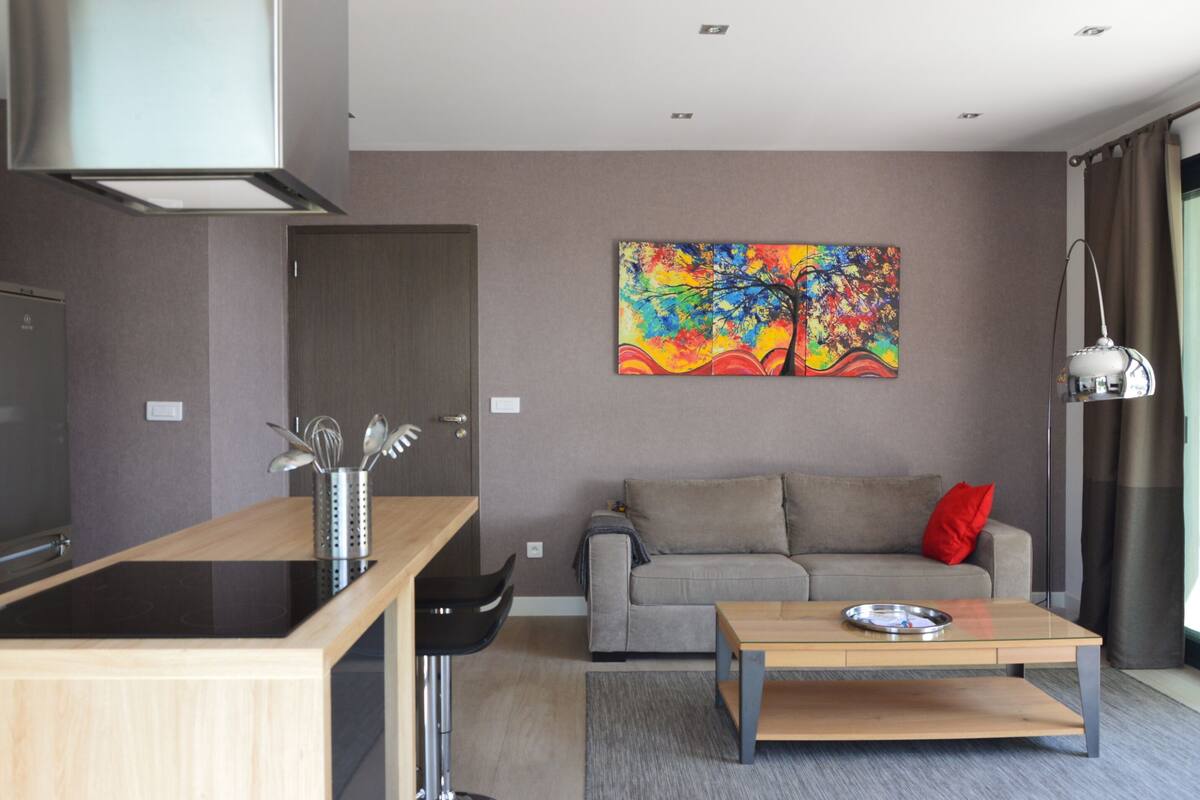 Apartment, Private Bathroom, Sea View (Exécutive) | Lounge