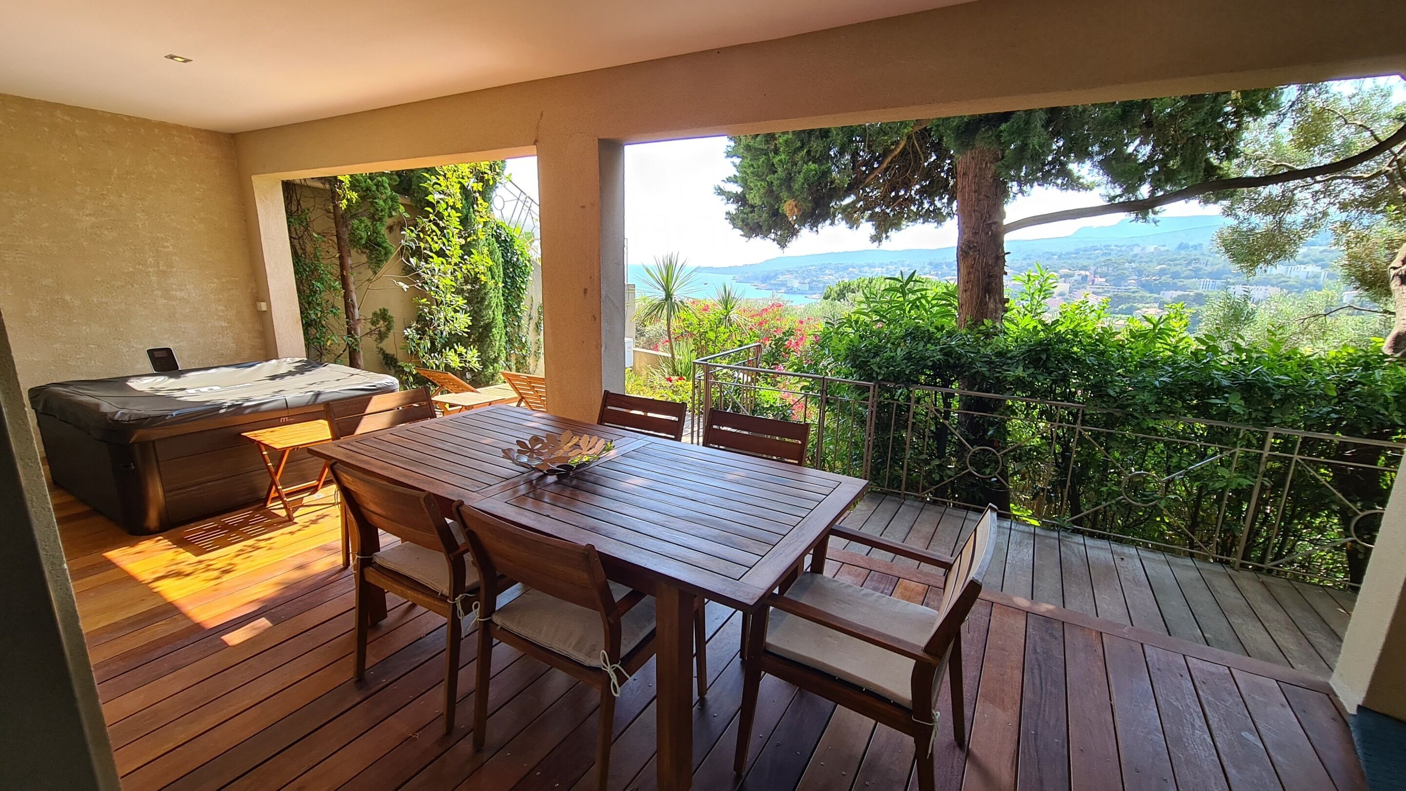 Exclusive Suite, Ensuite, Sea View | Terrace/patio