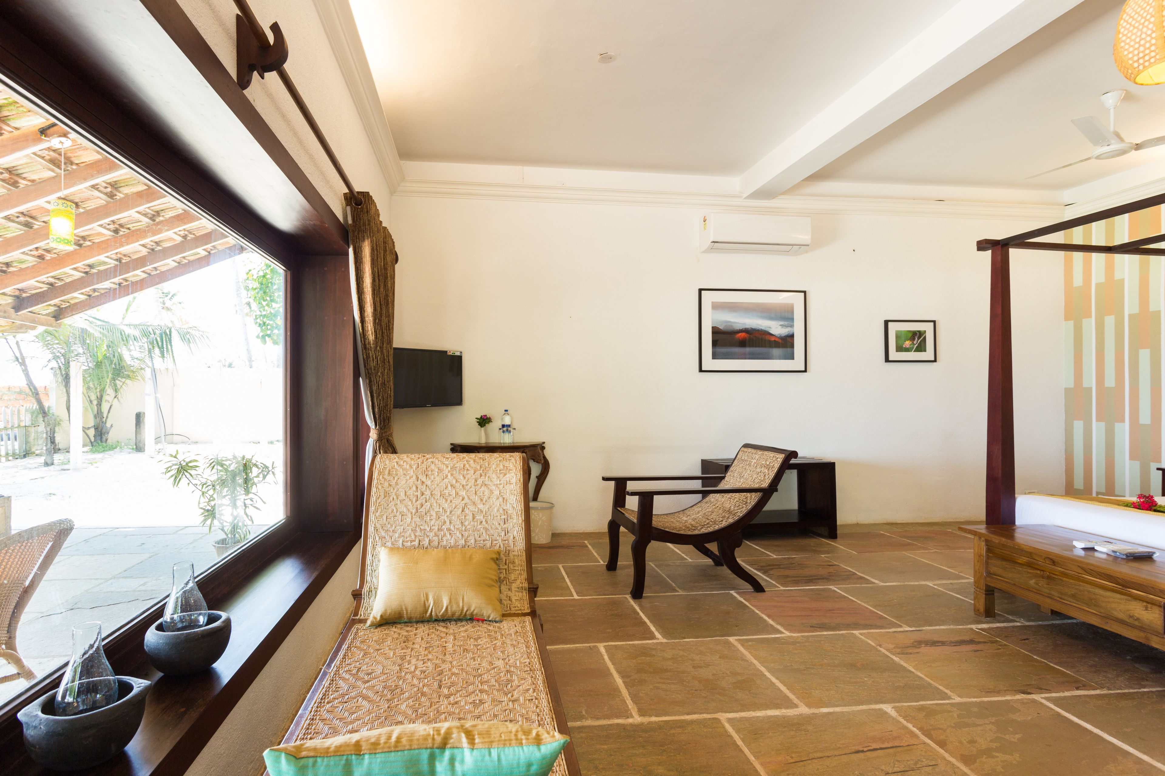 superior double room, 1 bedroom, beach view, sea facing | 1 bedroom, premium bedding, minibar, individually decorated