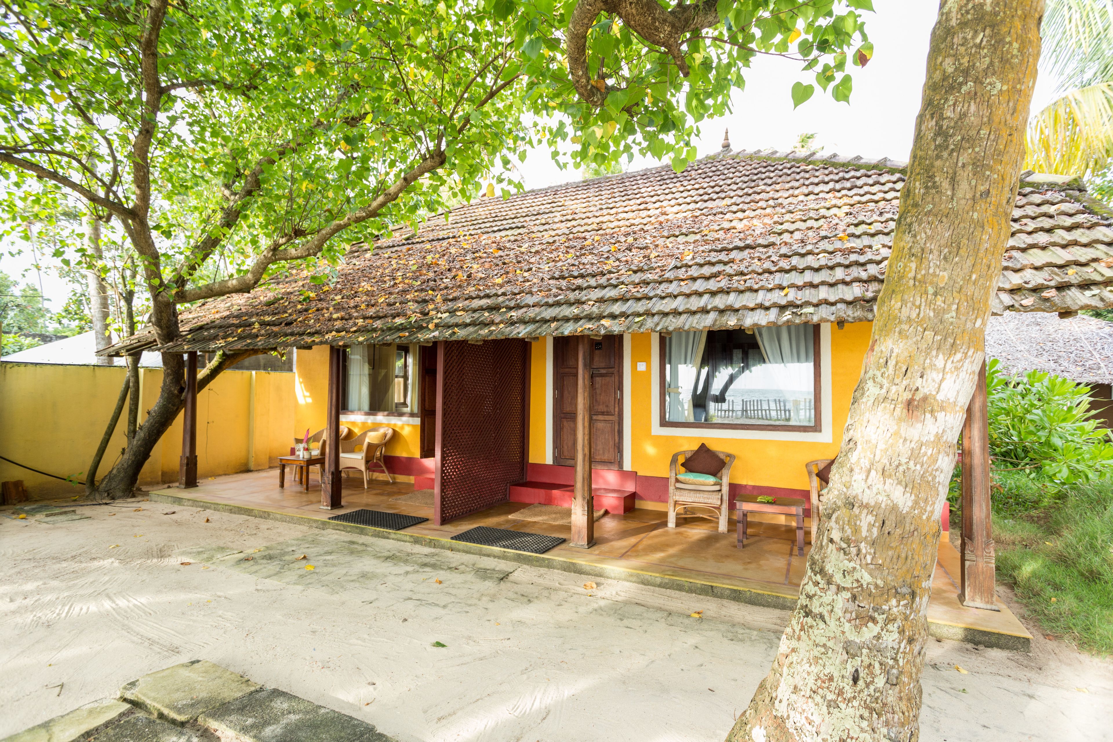 superior double room, 1 bedroom, beach view, sea facing | terrace/patio