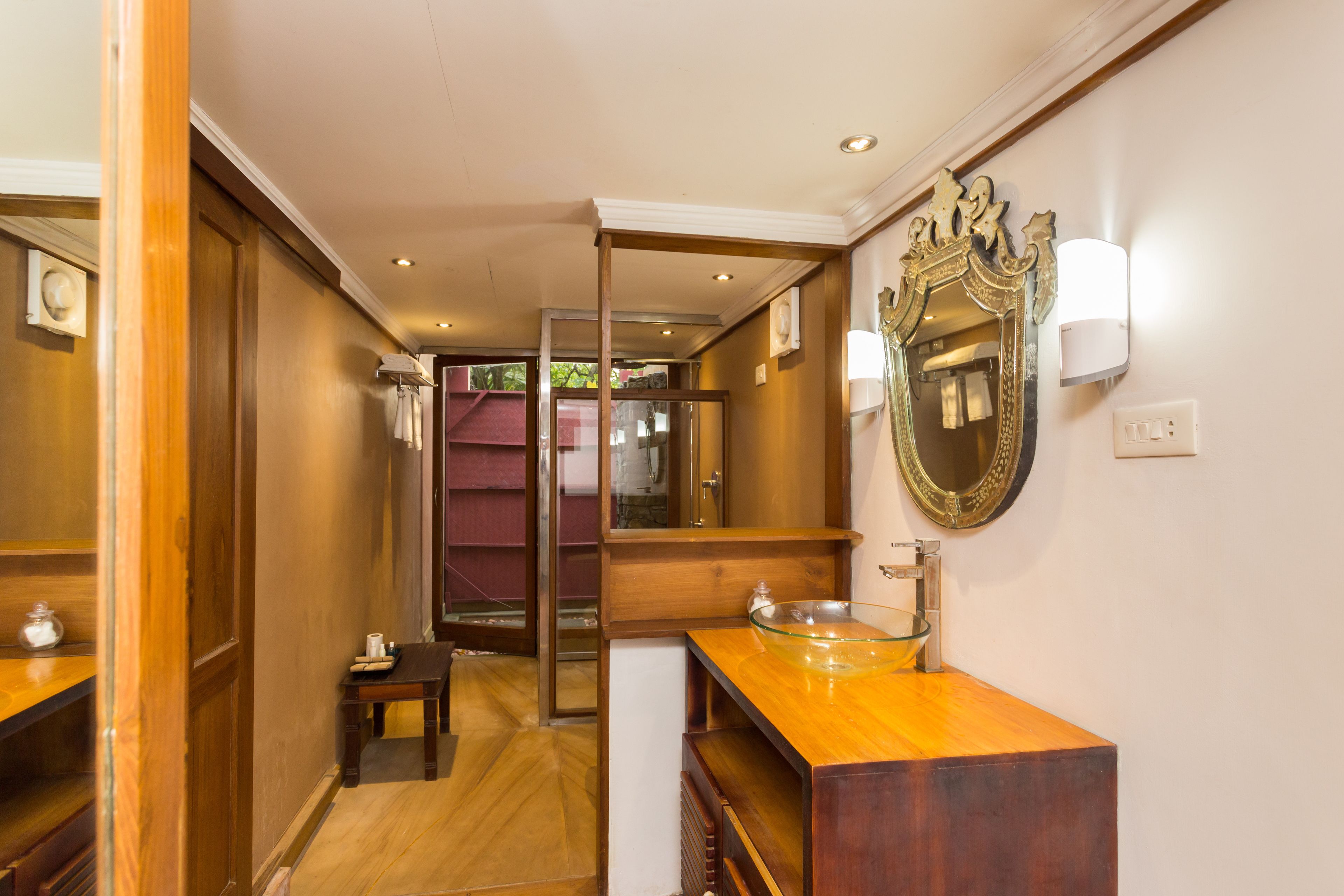 superior double room, 1 bedroom, beach view, sea facing | bathroom sink