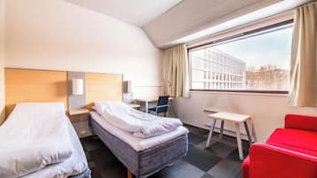 Double Room | Individually decorated, individually furnished, desk, laptop workspace