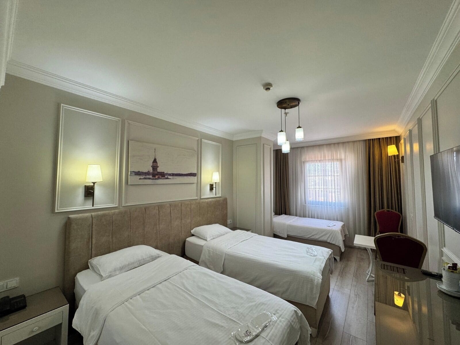 Standard Triple Room | In-room safe, desk, soundproofing, iron/ironing board