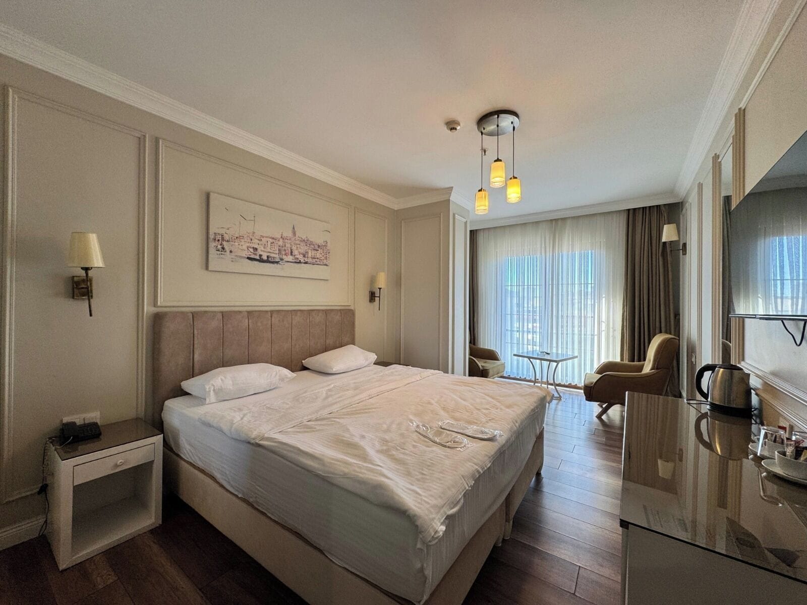 In-room safe, desk, soundproofing, iron/ironing board