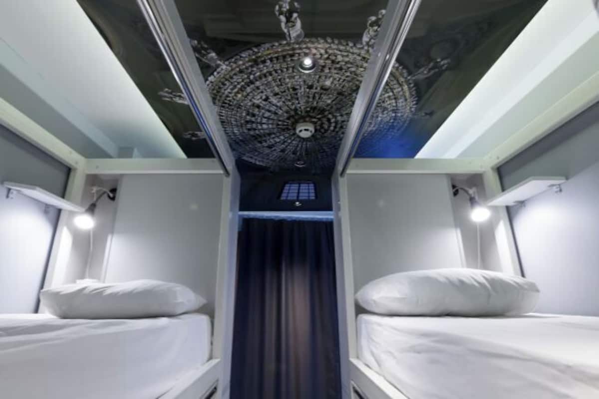 Blackout curtains, soundproofing, free WiFi, bed sheets