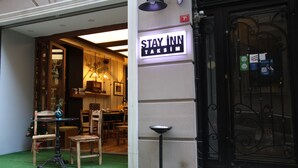 A hotel entrance with a sign reading "Stay Inn Taksim". - Stay Inn Taksim Hostel (Istanbul)
