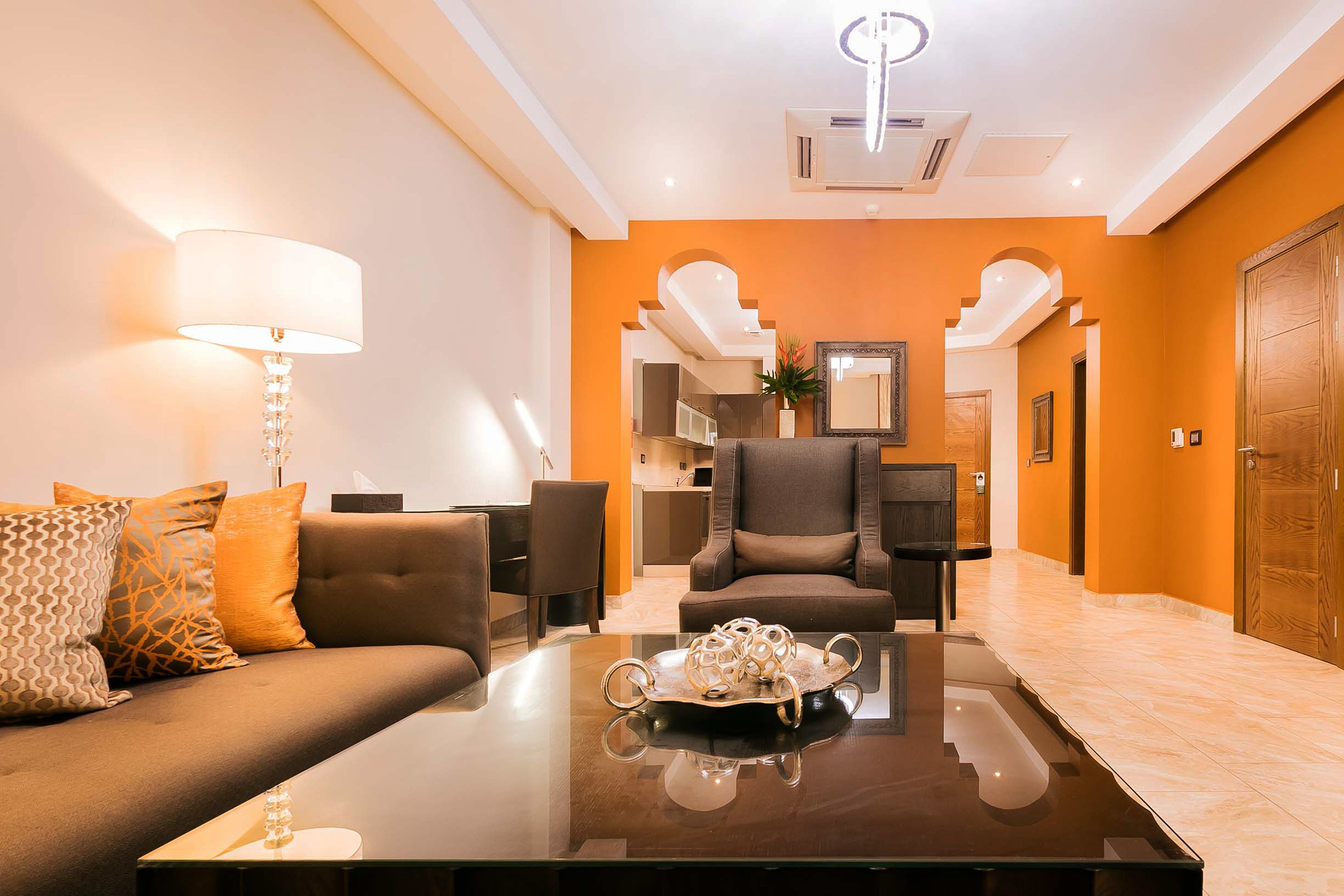 Executive Suite, 2 Bedrooms | Living area