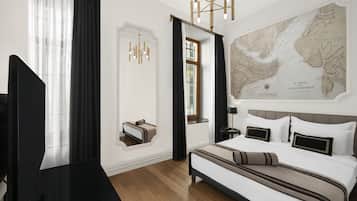 Standard Room No View French | Premium bedding, minibar, in-room safe, soundproofing