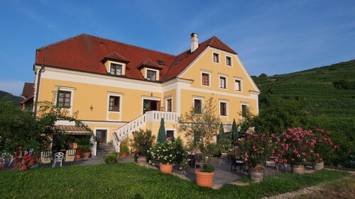 Hotel Weinberghof & Weingut Lagler