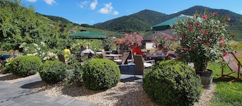 Hotel Weinberghof & Weingut Lagler