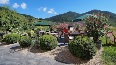 Hotel Weinberghof & Weingut Lagler