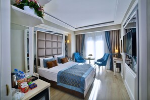 Standard Room with King Bed | Ausblick vom Zimmer