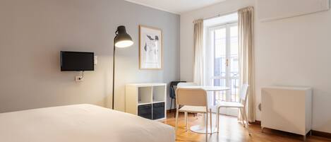 스튜디오 | 거실 공간 | 평면 TV