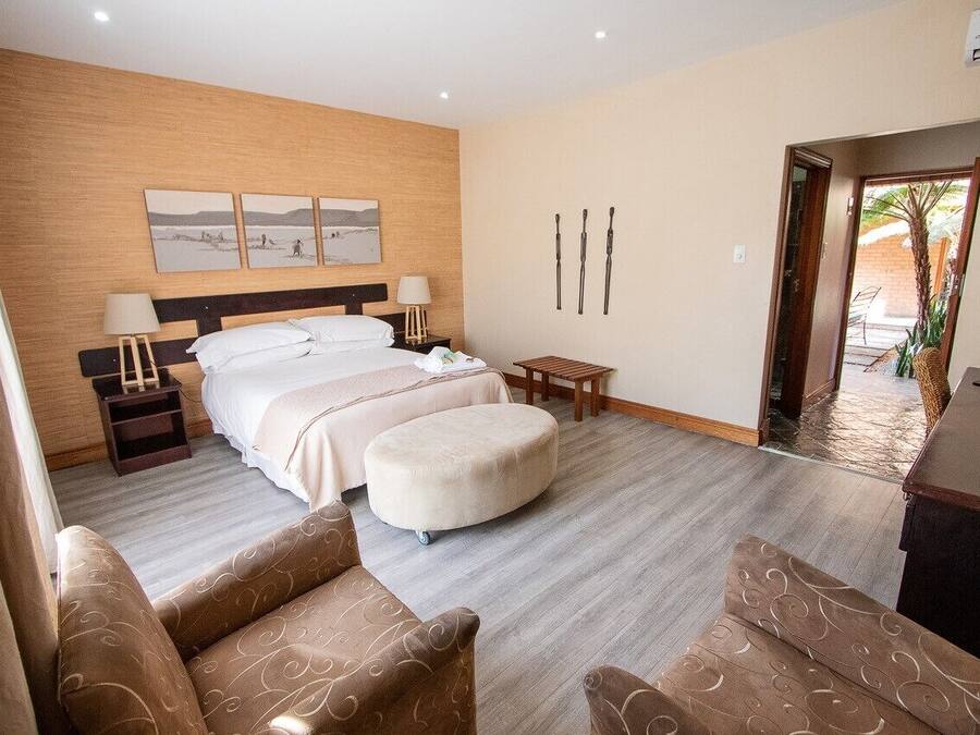 In-room safe, desk, free WiFi, bed sheets