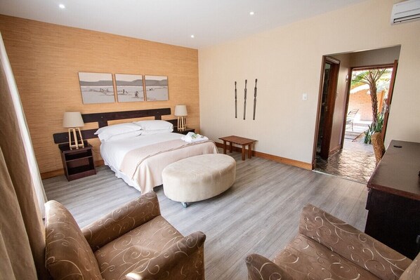 In-room safe, desk, free WiFi, bed sheets