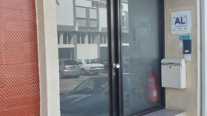 مدخل المنشأة