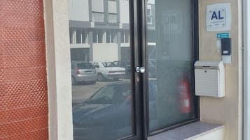 EntrĂ©e de lâhĂ©bergement