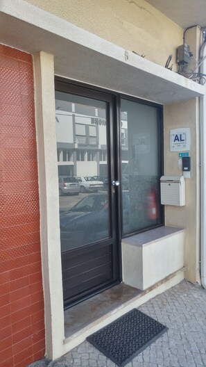 Property entrance - Alojamentos S.José (Peniche)