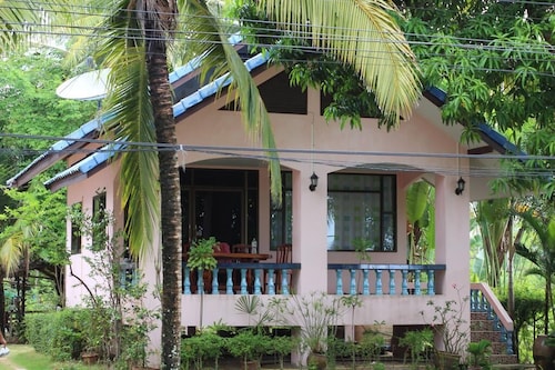 Chaiwat Resort