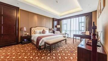 Superior Suite, 1 King Bed | Minibar, in-room safe, desk, soundproofing