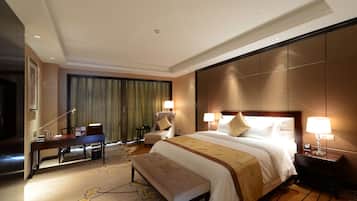 Minibar, in-room safe, desk, soundproofing