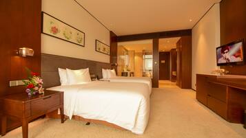 خزنة داخل الغرفة وتجهيزات عازلة للصوت وأسرّة قابلة للطي وواي فاي مجانًا