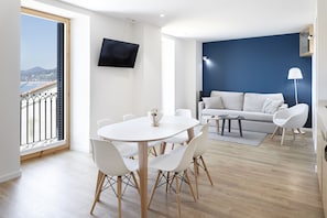 Panoramic-Apartment, Meerblick | Wohnbereich