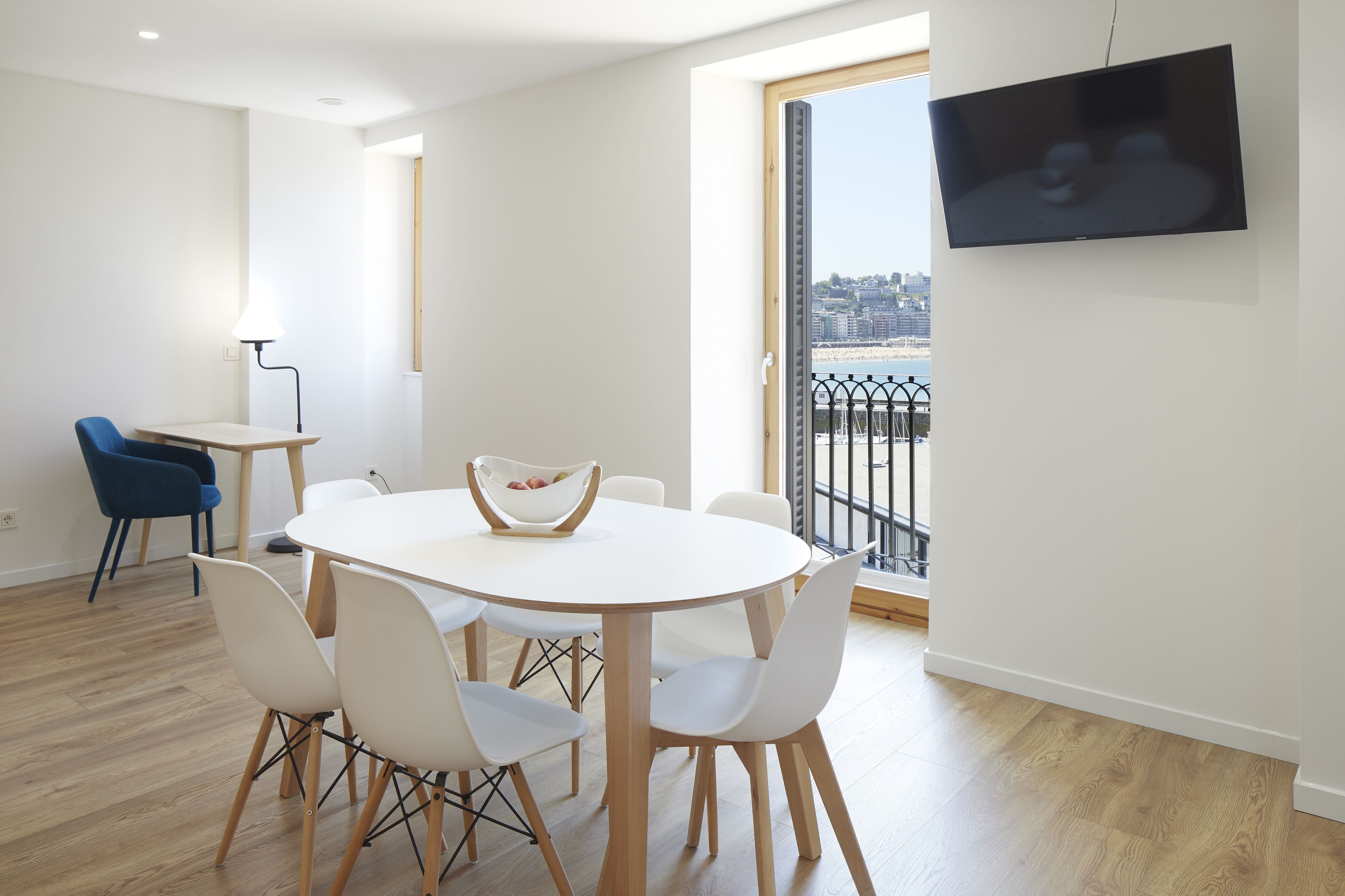 panoramic apartment, sea view | private kitchen