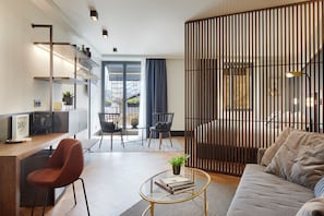 Junior Suite SANSEbay | 高級寢具、羽絨被、客房內保險箱、遮光布/窗簾