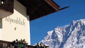 Unclassified image, 4 of 63, button - Gästehaus Alpenblick Lermoos (Lermoos)