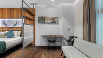 Junior Suite | Premium bedding, down comforters, Select Comfort beds, in-room safe