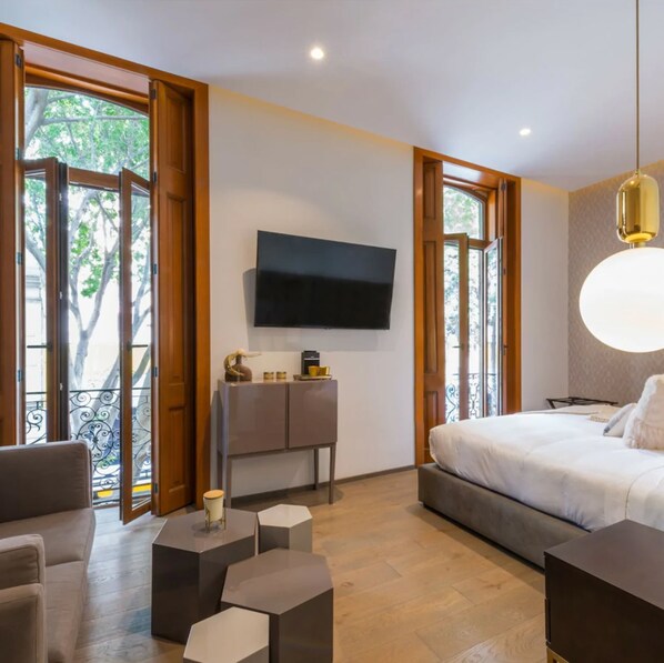 精緻雙人房單��人入住 | 高級寢具、羽絨被、Select Comfort 床墊、客房內保險箱