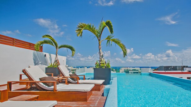 Outdoor pool - Koox Moma 42 Condhotel (Playa del Carmen)