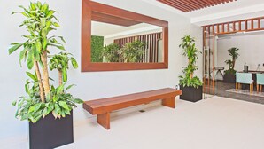 Interior entrance - Koox Moma 42 Condhotel (Playa del Carmen)